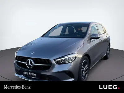 Gebraucht Mercedes B180 Progressive 136 PS (100 kW) 2024 Grau Kleinwagen