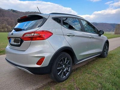 Gebraucht Ford Fiesta Active 101 PS (74 kW) 2020 Silber Kleinwagen