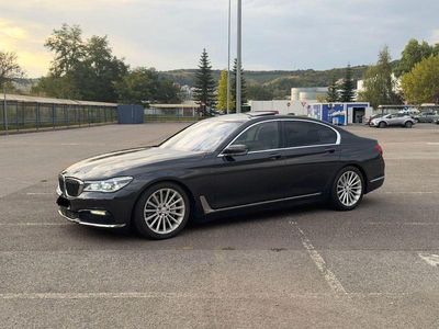 BMW 740