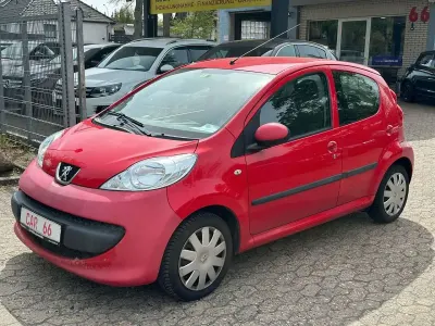 Gebraucht Peugeot 107 Filou 68 PS (50 kW) 2006 Rot Kleinwagen