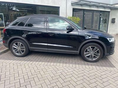 Schwarz Gebraucht 2017 Audi Q3 Sport SUV | 13.550 € (Fairer Preis)