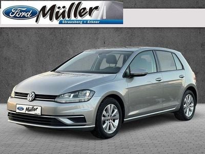 Gebraucht VW Golf VII Comfortline 125 PS (91 kW) 2018 Silber Limousine