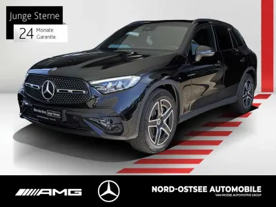 Gebraucht Mercedes GLC300 AMG line 258 PS (189 kW) 2023 Unilack schwarz uni SUV