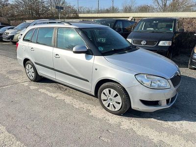 Gebraucht Skoda Fabia Family 75 PS (55 kW) 2011 Silber Kombi