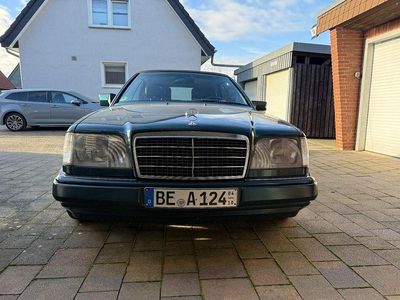 Mercedes E200