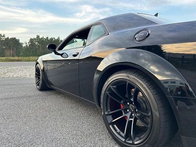 Second-hand Dodge Challenger 727 CP (534 kW) 2023 Negru Coupe