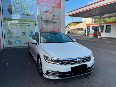 Usata VW Passat R-line 190 CV (139 kW) 2016 Bianco Berlina