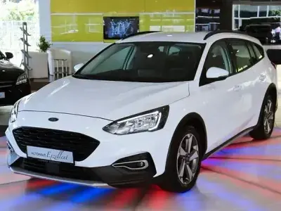 Gebraucht Ford Focus Cool & Connect 170 PS (125 kW) 2016 Silber Limousine