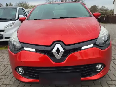 Gebraucht Renault Clio 74 PS (54 kW) 2014 Rot Kleinwagen