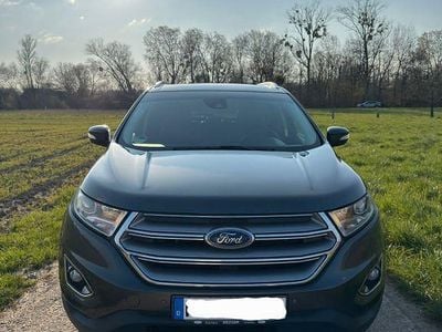 Gebraucht Ford Edge Titanium 179 PS (131 kW) 2017 Grau SUV
