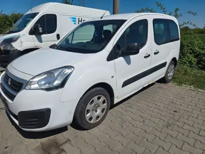 Occasion Peugeot Partner Tepee Active 99 PK (72 kW) 2017 Wit MPV