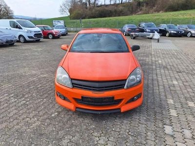 Opel Astra GTC