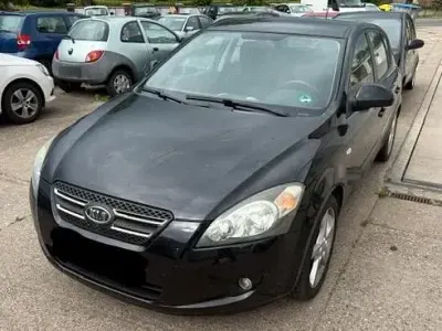 Gebraucht Kia Ceed 115 PS (84 kW) 2009 Kleinwagen