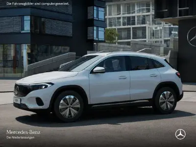 Gebraucht Mercedes EQA300 Advanced 167 kW (228 PS) 2026 Weiß SUV