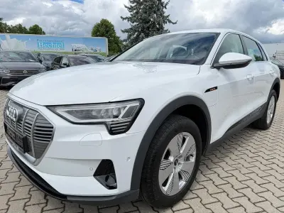 Gebraucht Audi e-tron Sport 300 kW (408 PS) 2023 Weiß SUV