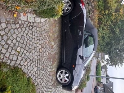 Gebraucht Ford StreetKa 95 PS (69 kW) 2004 Schwarz Cabrio