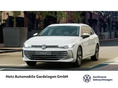 Gebraucht VW Passat Business 150 PS (110 kW) 2024 Pure white Kombi