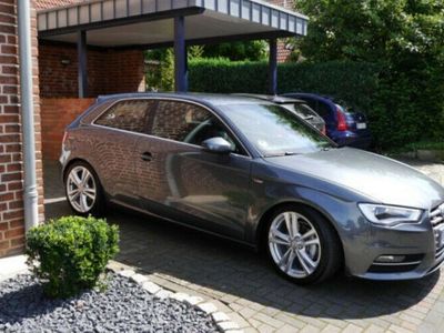 gebraucht Audi A3 2.0 TDI S line Sportpaket