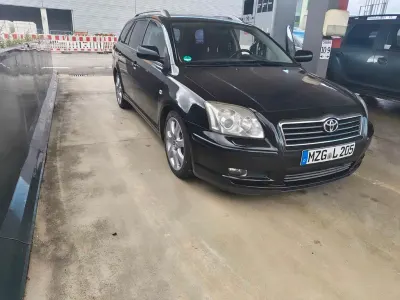 Gebraucht Toyota Avensis Edition 147 PS (108 kW) 2006 Schwarz Kombi