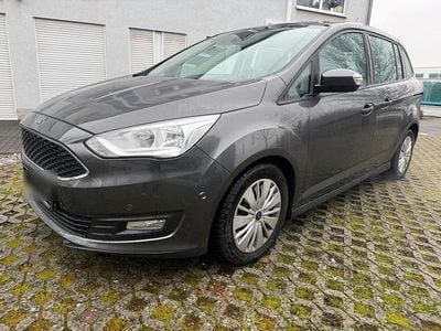 Grau Gebraucht 2015 Ford C-MAX Van / Kleinbus | 4.900 € (Guter Preis)