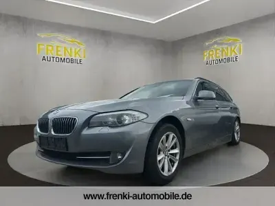 Second-hand BMW 520 Sport Line 184 CP (135 kW) 2012 Gri Break