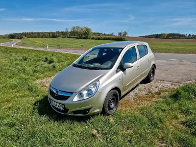 Brugt Opel Corsa 80 HK (58 kW) 2008 Guld Hatchback
