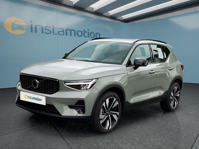 Grün Gebraucht 2024 Volvo XC40 Plus SUV | 46.299 €