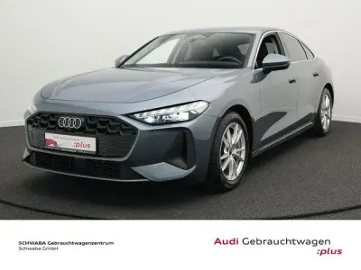 Gebraucht Audi A5 Sport 204 PS (150 kW) 2025 Horizontblau metallic Limousine