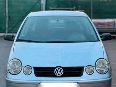 Gebraucht VW Polo Basis 75 PS (55 kW) 2003 Silber Limousine