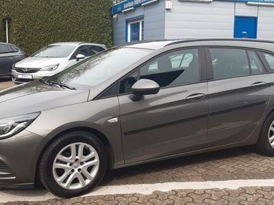 gebraucht Opel Astra Edition-Klima-Navi-PDC-1Hd-AHKabnehmbar