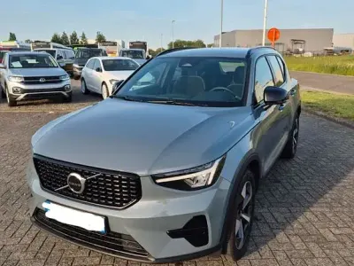 Gebraucht Volvo XC40 Plus 163 PS (119 kW) 2022 Grau SUV