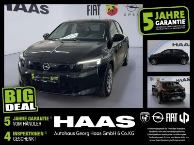 Gebraucht Opel Corsa-e Edition 100 kW (136 PS) 2023 Lackierung schwarz perla nera/typ aussen (metallic) Kleinwagen