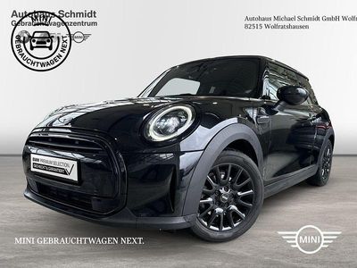 Gebraucht Mini Cooper Hatch 136 PS (100 kW) 2023 Midnight black (metallic) Kleinwagen