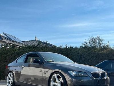 Gebraucht BMW 325 218 PS (160 kW) 2009 Coupé