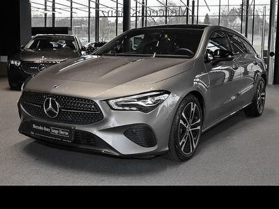Gebraucht Mercedes CLA180 Shooting Brake Progressive 136 PS (100 kW) 2024 Metalliclack mountaingrau Kombi