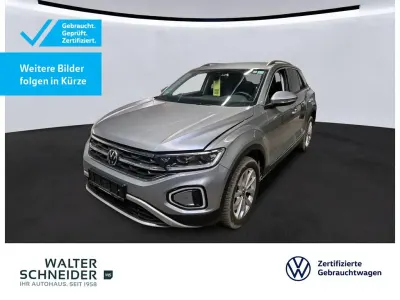 Gebraucht VW T-Roc Style 150 PS (110 kW) 2024 Pyritsilber metallic (metallic) SUV