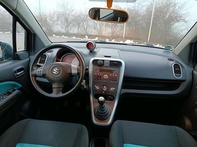 Grün Gebraucht 2011 Suzuki Splash Kleinwagen | 2.900 €