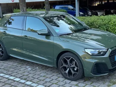 Gebraucht Audi A1 Sportback S-Line 150 PS (110 kW) 2025 Grün Kleinwagen