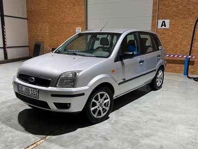 Silber Gebraucht 2005 Ford Fusion Kleinwagen | 3.400 € (Fairer Preis)