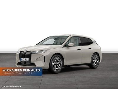 Second-hand BMW iX 300 kW (408 CP) 2025 Gri SUV