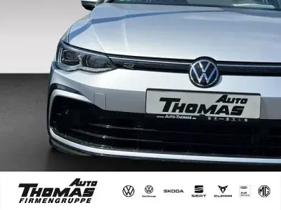 Gebraucht VW Golf VIII R-line 150 PS (110 kW) 2022 Silber Kombi