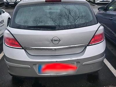 Gebraucht Opel Astra 105 PS (77 kW) 2005 Silber Limousine