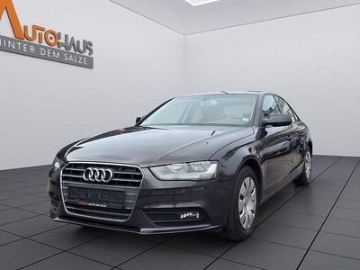 Gebraucht Audi A4 Attraction 143 PS (105 kW) 2012 Grau Limousine