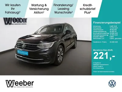 Gebraucht VW Tiguan Move 150 PS (110 kW) 2024 Deep black perleffekt (metallic) SUV
