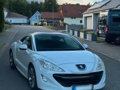 Gebraucht Peugeot RCZ 163 PS (119 kW) 2011 Weiß Coupé