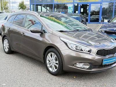 Second-hand Kia Ceed Sportswagon 99 CP (72 kW) 2014 Maro Break