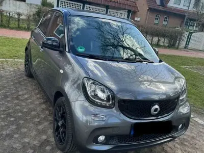 Usata Smart ForFour 90 CV (66 kW) 2019 Grigio Utilitaria