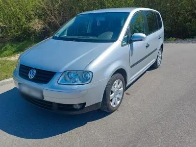 Gebraucht VW Touran 101 PS (74 kW) 2003 Silber Van / Kleinbus