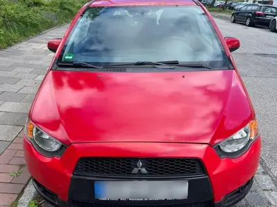 Gebraucht Mitsubishi Colt 90 PS (66 kW) 2009 Rot Kleinwagen