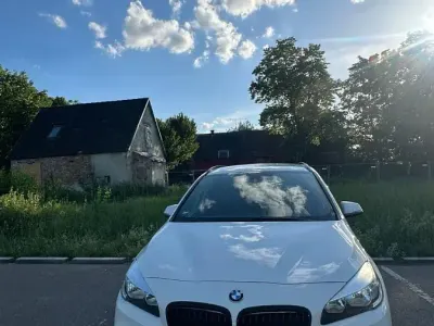 Gebraucht BMW 220 M Sport 190 PS (139 kW) 2016 Weiß SUV